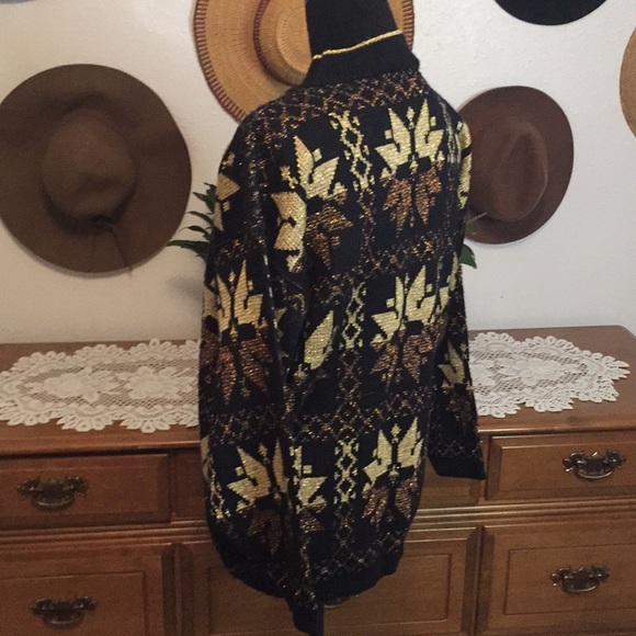 VTG 80’s Metallic Snowflake Knit Sweater - Picture 7 of 14
